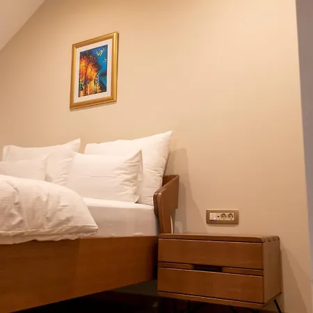 Motel & Restoran Sunce *